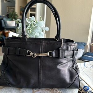 Authentic Coach Bag in excellent condition!